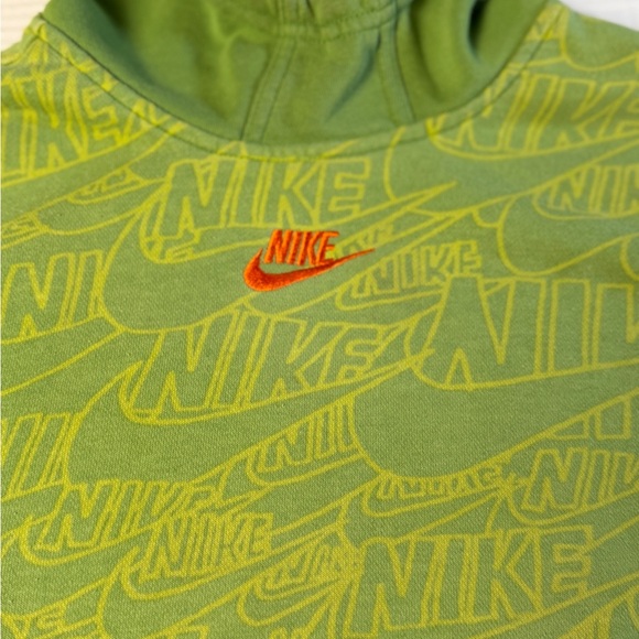 Nike Kids Green Hoodie - Picture 5 of 10